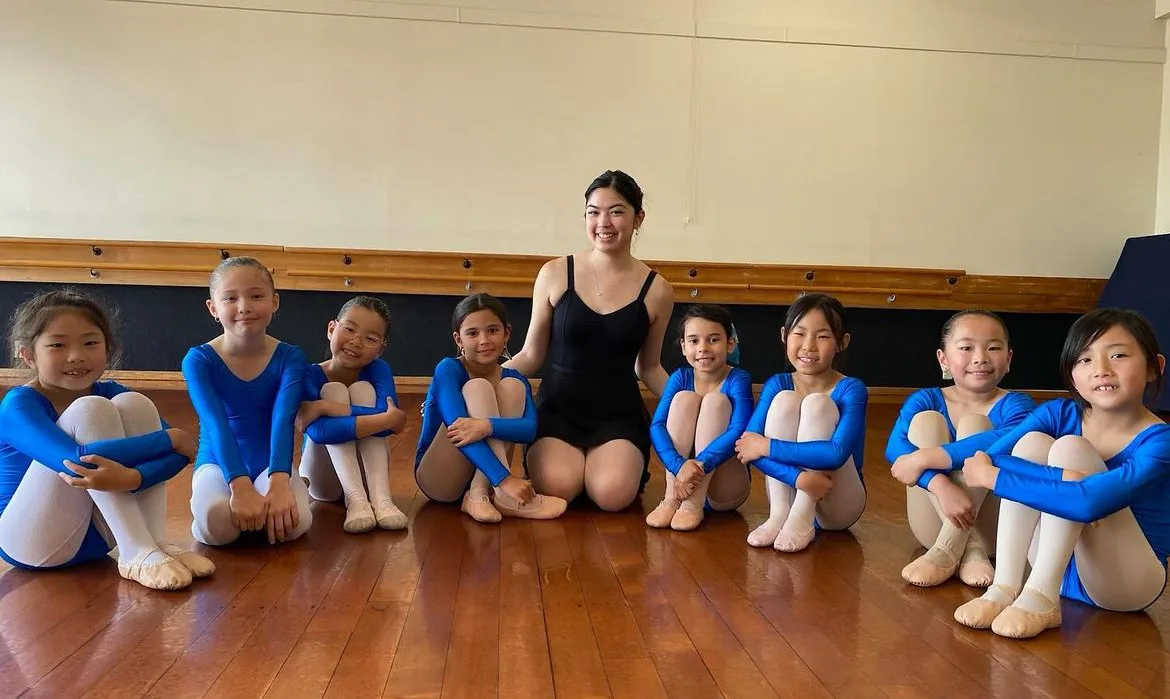 A ballet class with their teacher at the Sunnynook Community Centre